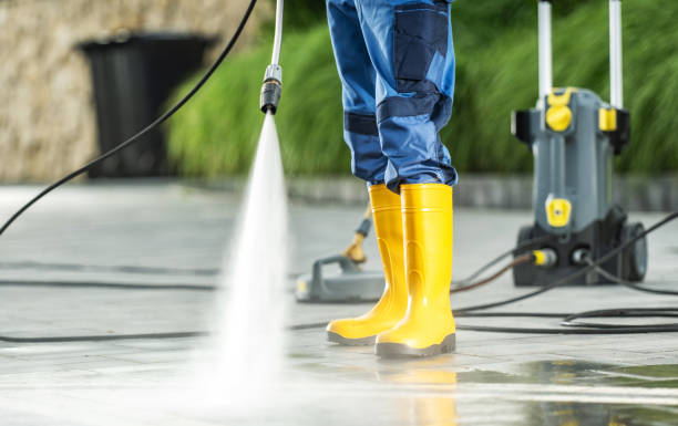 Why Choose Our Certified Pressure Washing Experts for Your Project Needs in Sidney, NE?